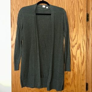 Gap small army green light weight cardigan